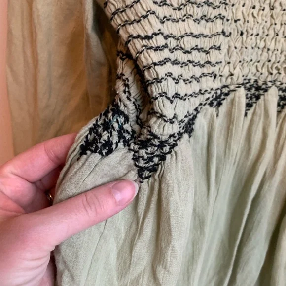 Free people smocked boho blouse - Picture 2 of 9